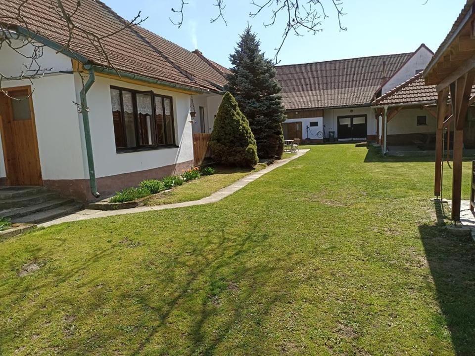Apartmany Plavsko エクステリア 写真
